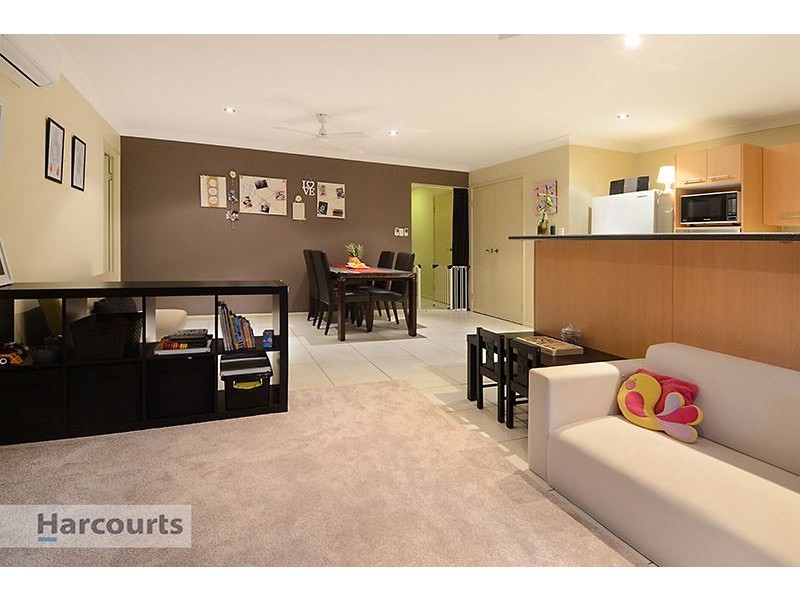 110 Pascoe Street, Mitchelton QLD 4053