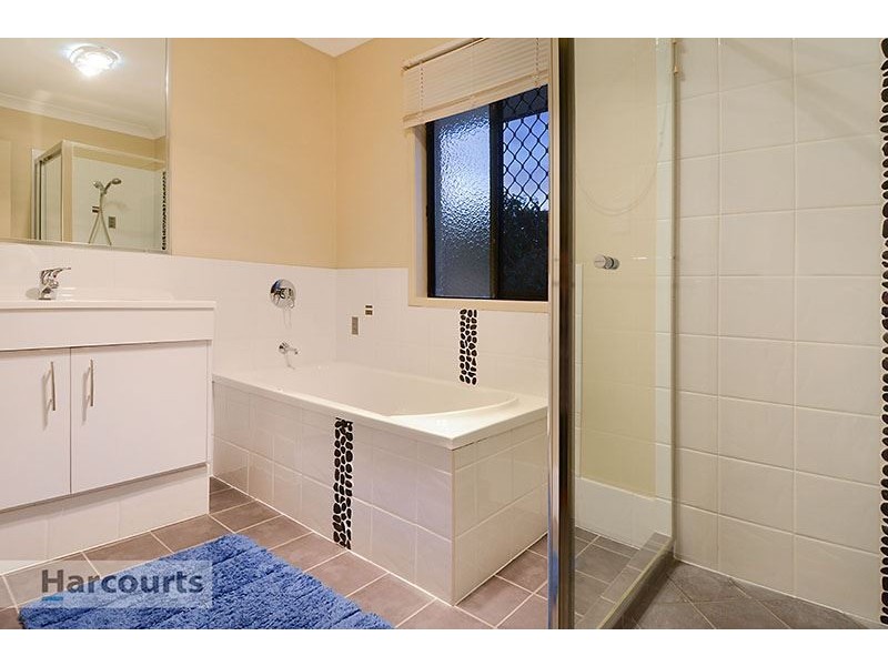 110 Pascoe Street, Mitchelton QLD 4053