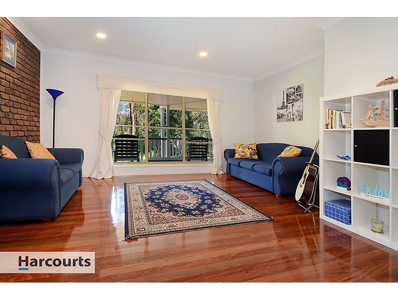 3 Bracken Court, Cashmere QLD 4500