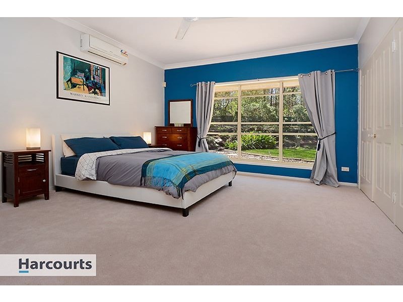 3 Bracken Court, Cashmere QLD 4500