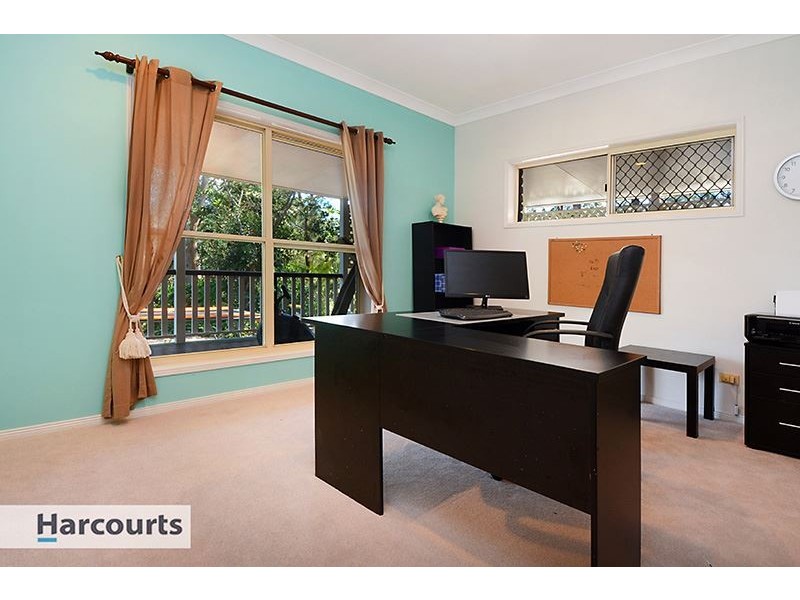 3 Bracken Court, Cashmere QLD 4500