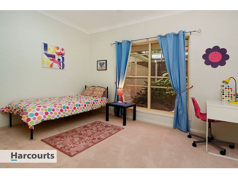 3 Bracken Court, Cashmere QLD 4500