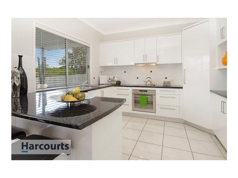 21 Nicholson Street, Mitchelton QLD 4053