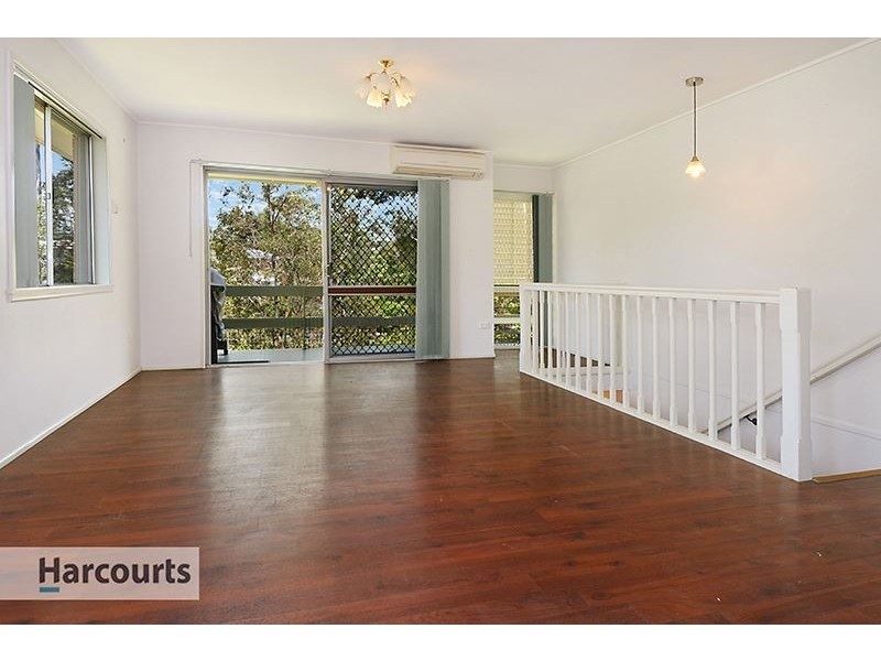 12 Tarcoola Avenue, Ferny Hills QLD 4055