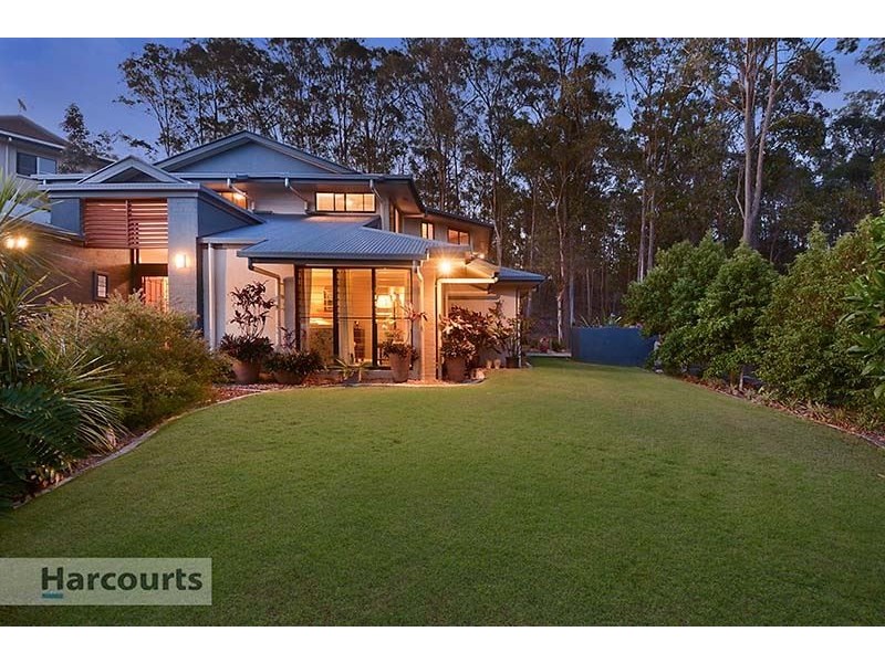 33 Quandong Crescent, Arana Hills QLD 4054