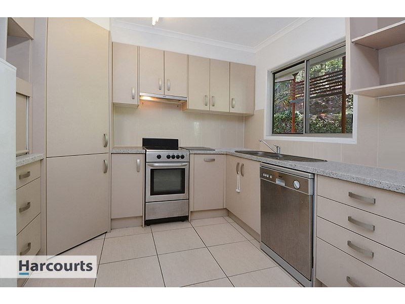 42 Tarcoola Avenue, Ferny Hills QLD 4055