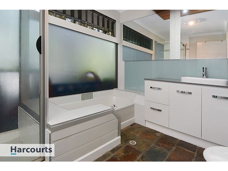 42 Tarcoola Avenue, Ferny Hills QLD 4055