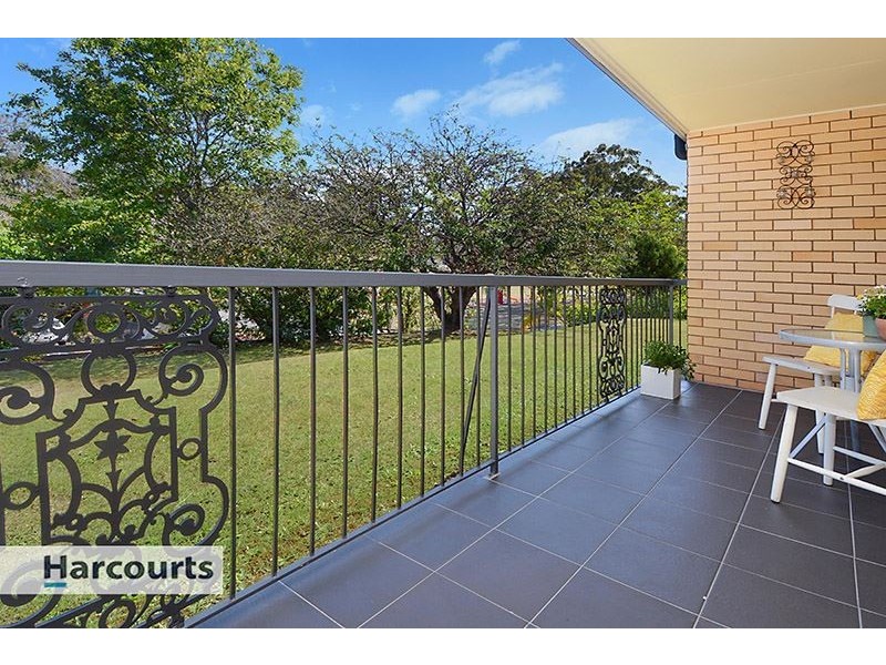 1 Harmony Court, Arana Hills QLD 4054