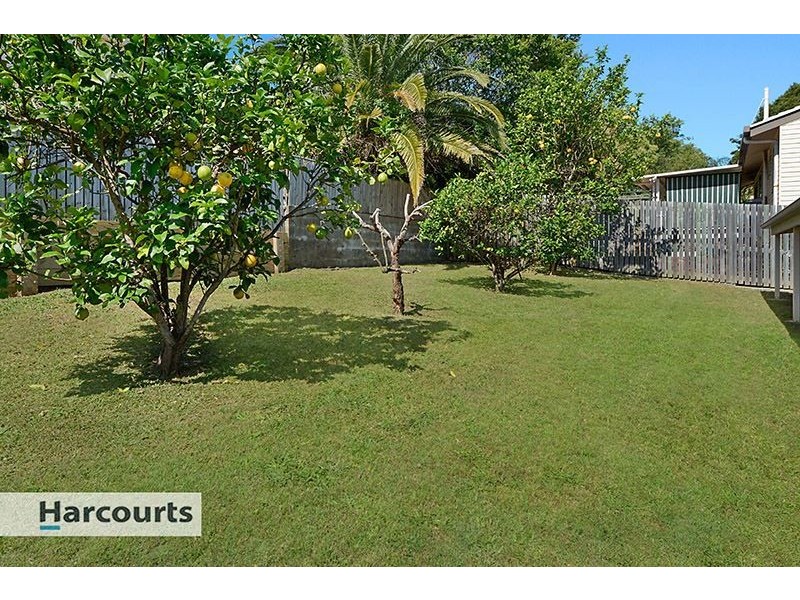 1 Harmony Court, Arana Hills QLD 4054