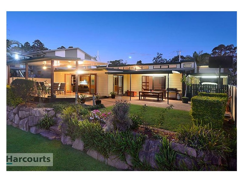 13 Minerva Court, Eatons Hill QLD 4037