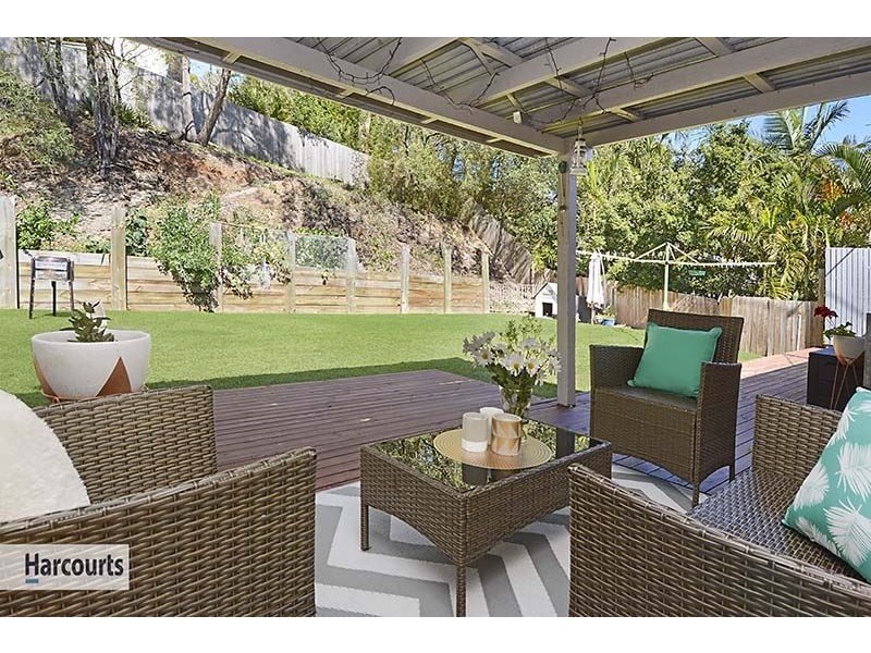 14 Dryandra Court, Everton Hills QLD 4053