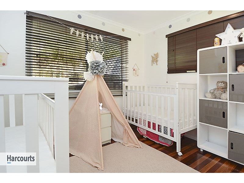 14 Dryandra Court, Everton Hills QLD 4053