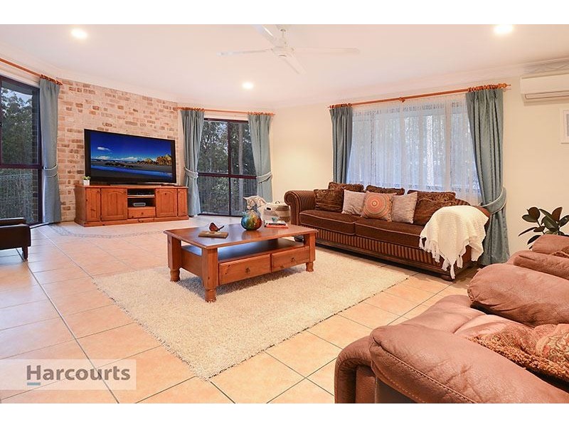 11 Turpentine Court, Albany Creek QLD 4035