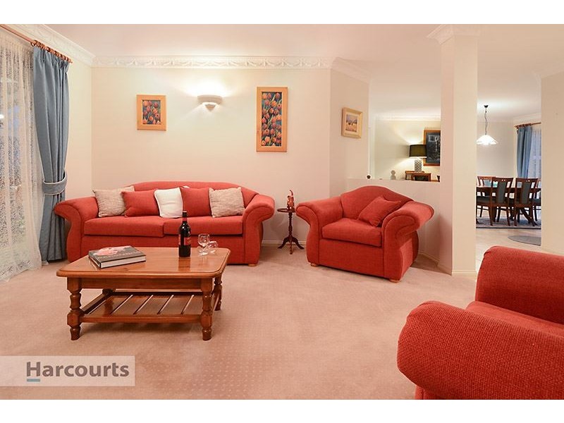 11 Turpentine Court, Albany Creek QLD 4035