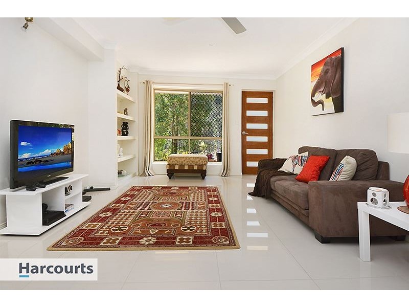 1 Woodvale Court, Everton Hills QLD 4053