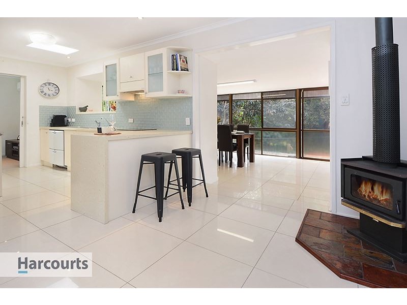 1 Lockrose Street, Mitchelton QLD 4053