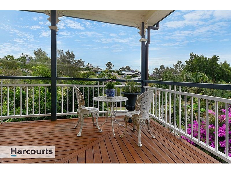 35 Linkwood Drive, Ferny Hills QLD 4055