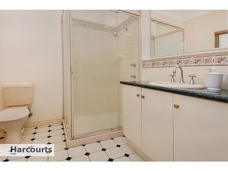 35 Linkwood Drive, Ferny Hills QLD 4055