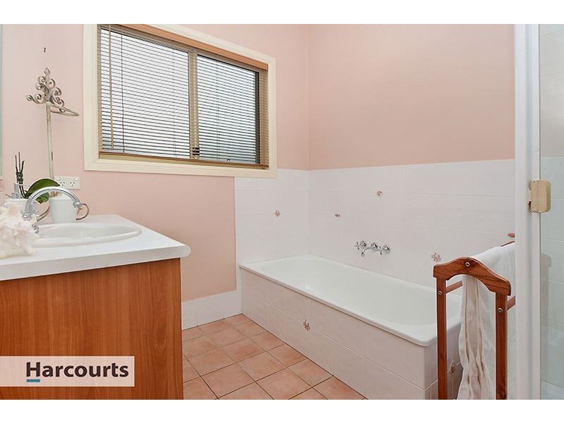 35 Linkwood Drive, Ferny Hills QLD 4055