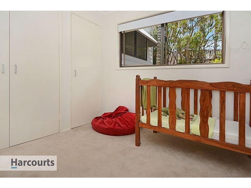 30 Barber Road, Ferny Hills QLD 4055