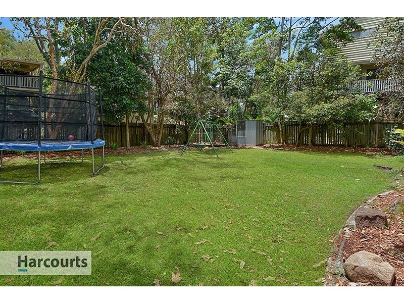 30 Barber Road, Ferny Hills QLD 4055