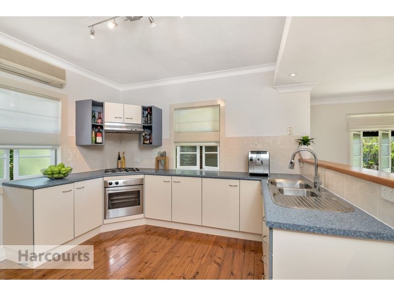 18 Evans Street, Kedron QLD 4031