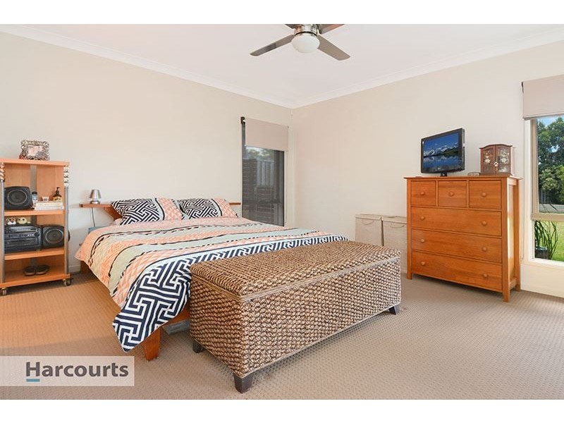 40 Rivergum Drive, Eatons Hill QLD 4037