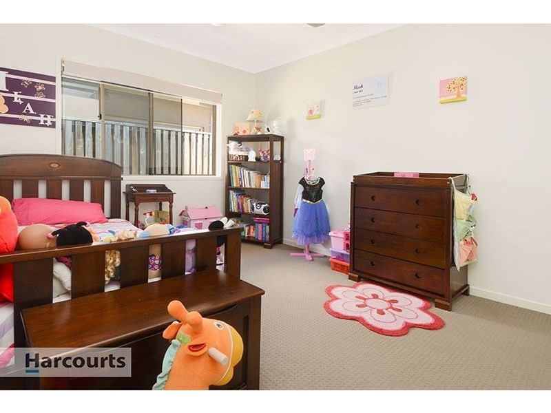 40 Rivergum Drive, Eatons Hill QLD 4037