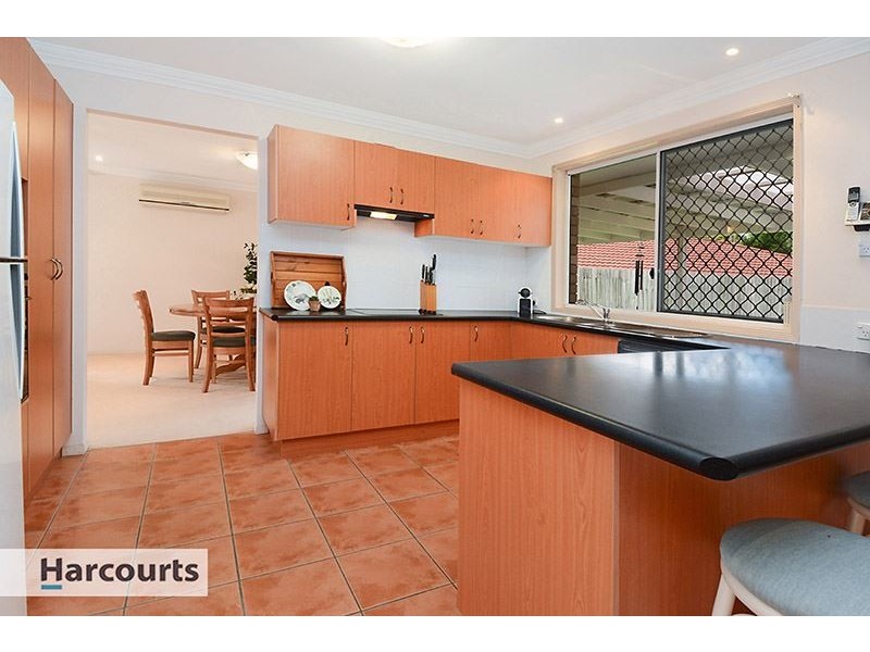 19 Strathmere Place, Upper Kedron QLD 4055