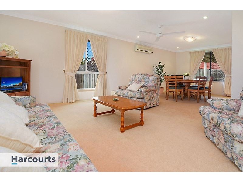 19 Strathmere Place, Upper Kedron QLD 4055