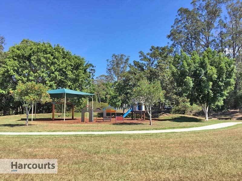 19 Strathmere Place, Upper Kedron QLD 4055