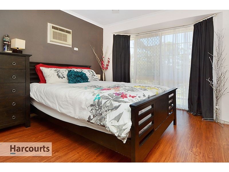 1 Double Bar Court, Arana Hills QLD 4054