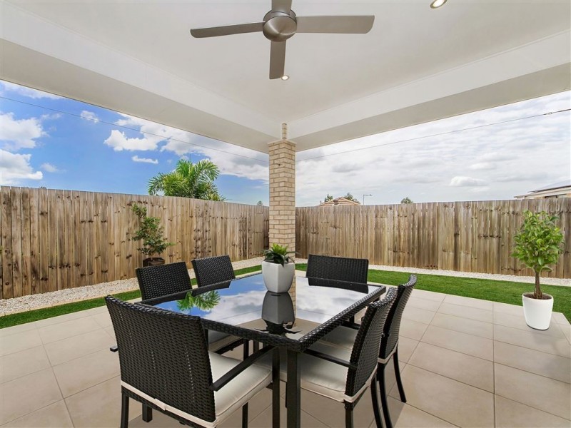 13 Caspian Parade, Warner QLD 4500
