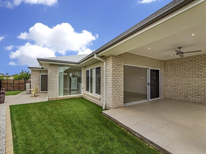 13 Caspian Parade, Warner QLD 4500