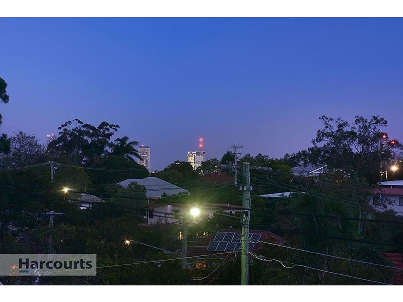 21 Benfield Street, Mitchelton QLD 4053