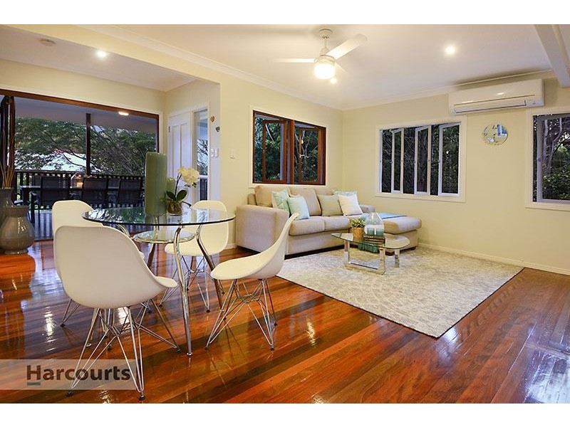 21 Benfield Street, Mitchelton QLD 4053