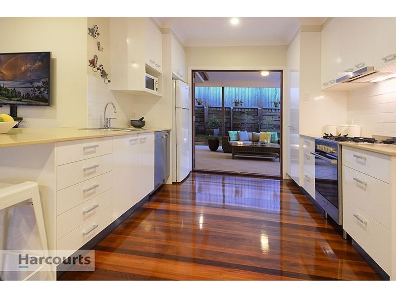 21 Benfield Street, Mitchelton QLD 4053