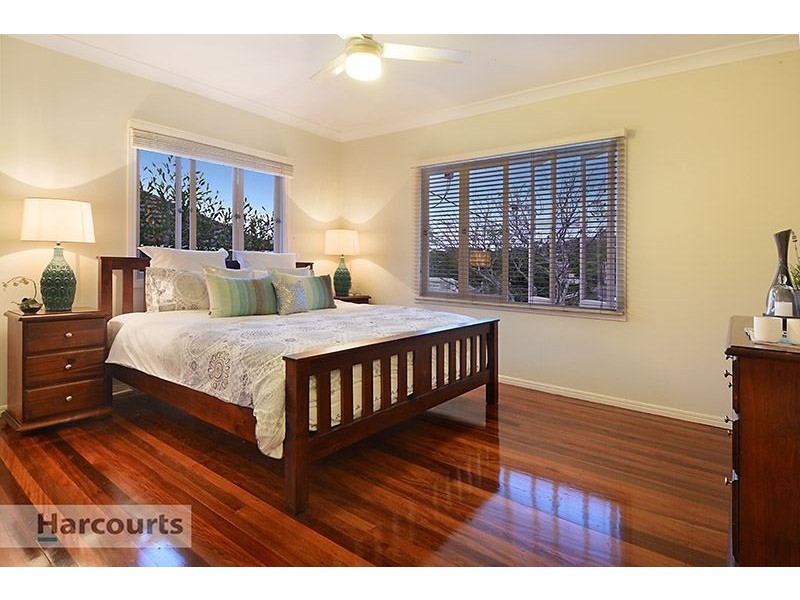 21 Benfield Street, Mitchelton QLD 4053