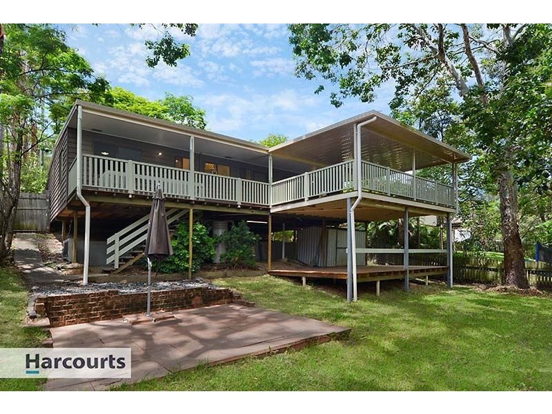 21 Teenan Street, Ferny Hills QLD 4055