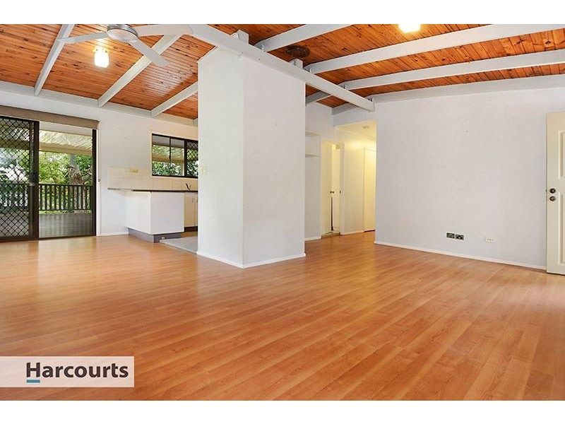 21 Teenan Street, Ferny Hills QLD 4055