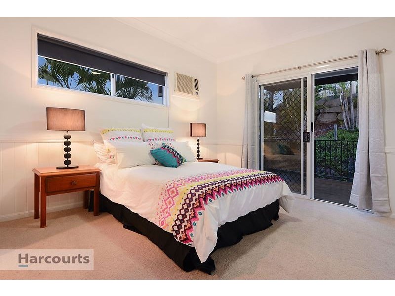 5 Rupicola Court, Arana Hills QLD 4054