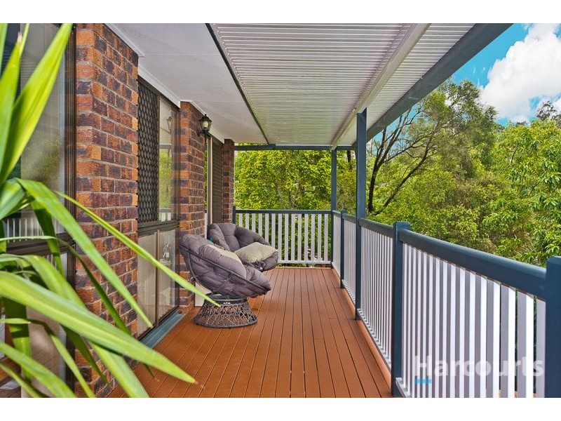 34 Olympus Court, Eatons Hill QLD 4037