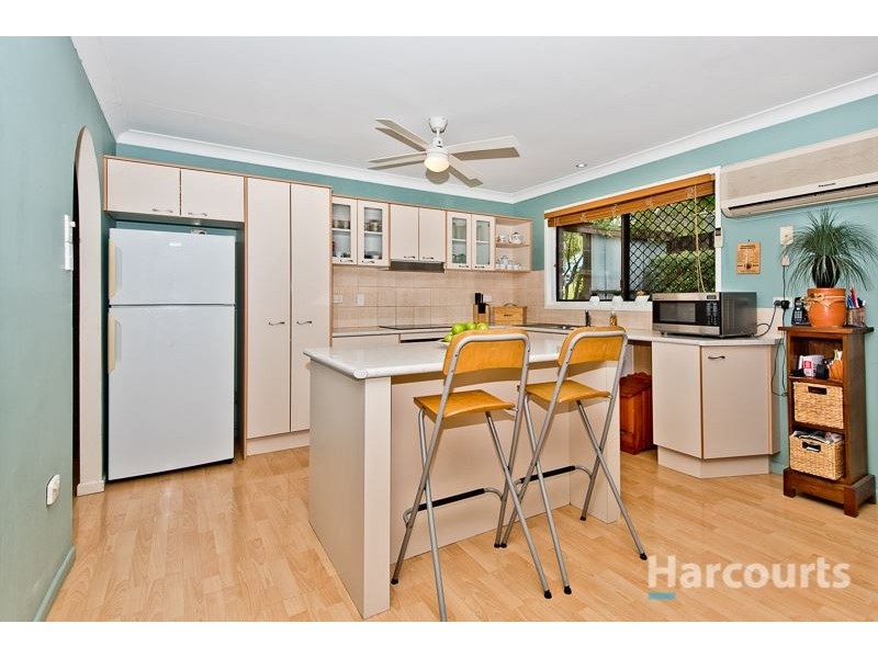 34 Olympus Court, Eatons Hill QLD 4037