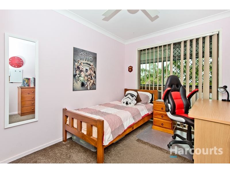 34 Olympus Court, Eatons Hill QLD 4037