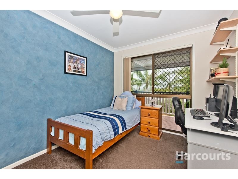 34 Olympus Court, Eatons Hill QLD 4037