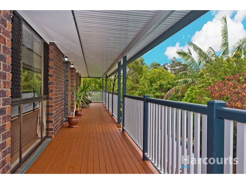 34 Olympus Court, Eatons Hill QLD 4037