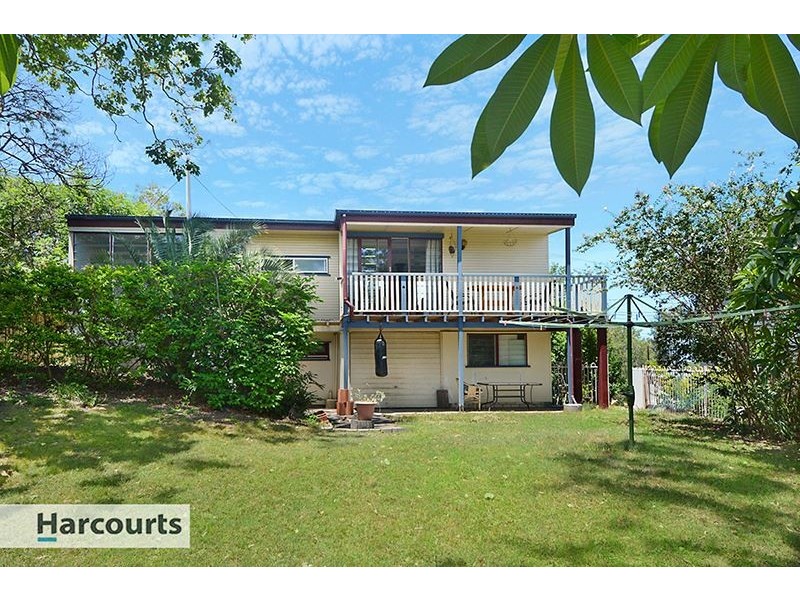 4 Gordon Road, Ferny Hills QLD 4055