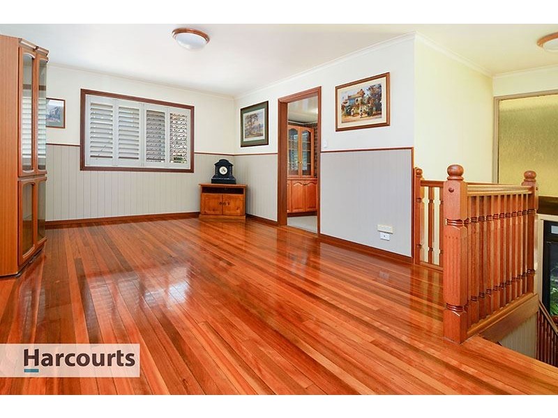 8 Strathford Avenue, Albany Creek QLD 4035