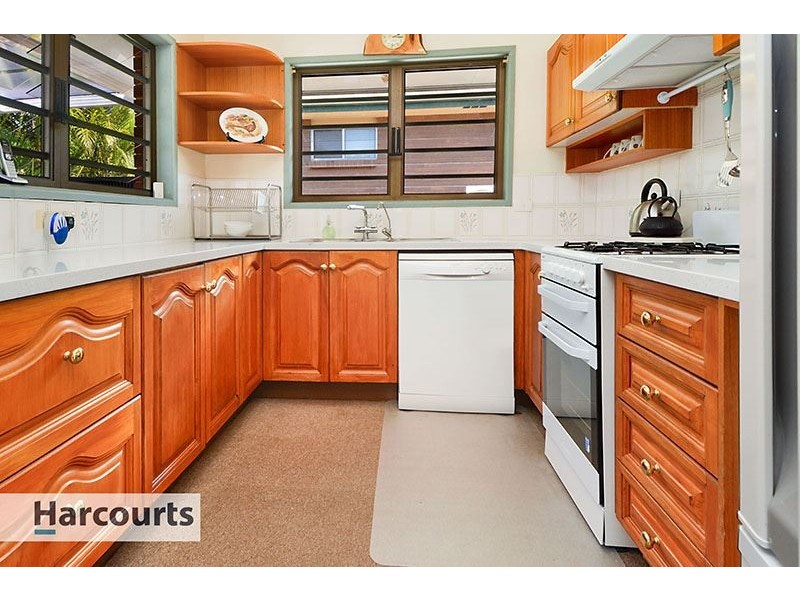 8 Strathford Avenue, Albany Creek QLD 4035