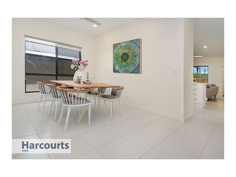 20 Vorneen Lane, Mitchelton QLD 4053